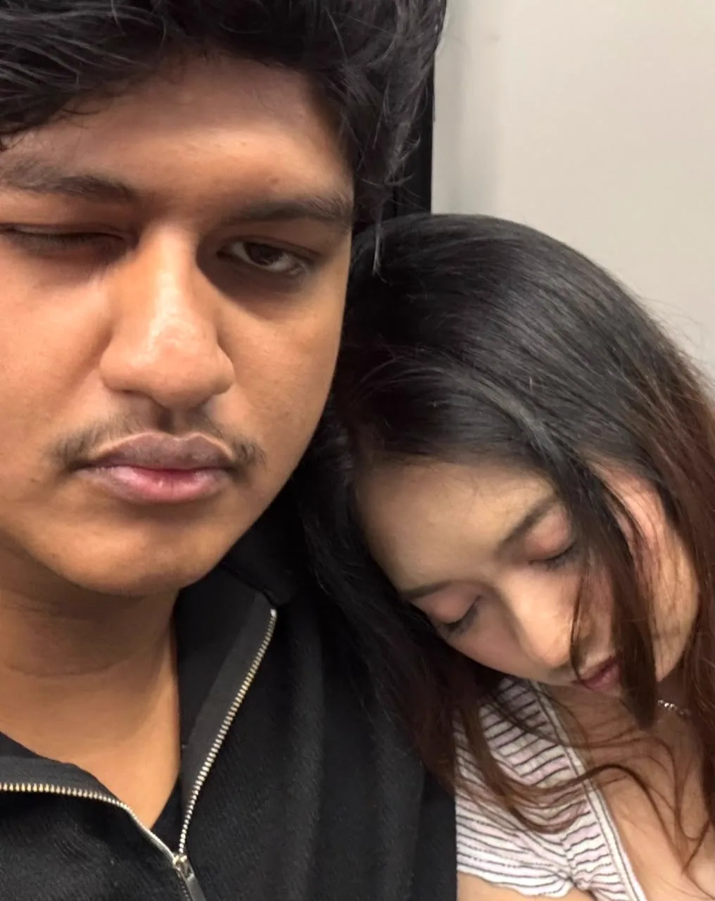 Sera sleeping on Zuzu's shoulder