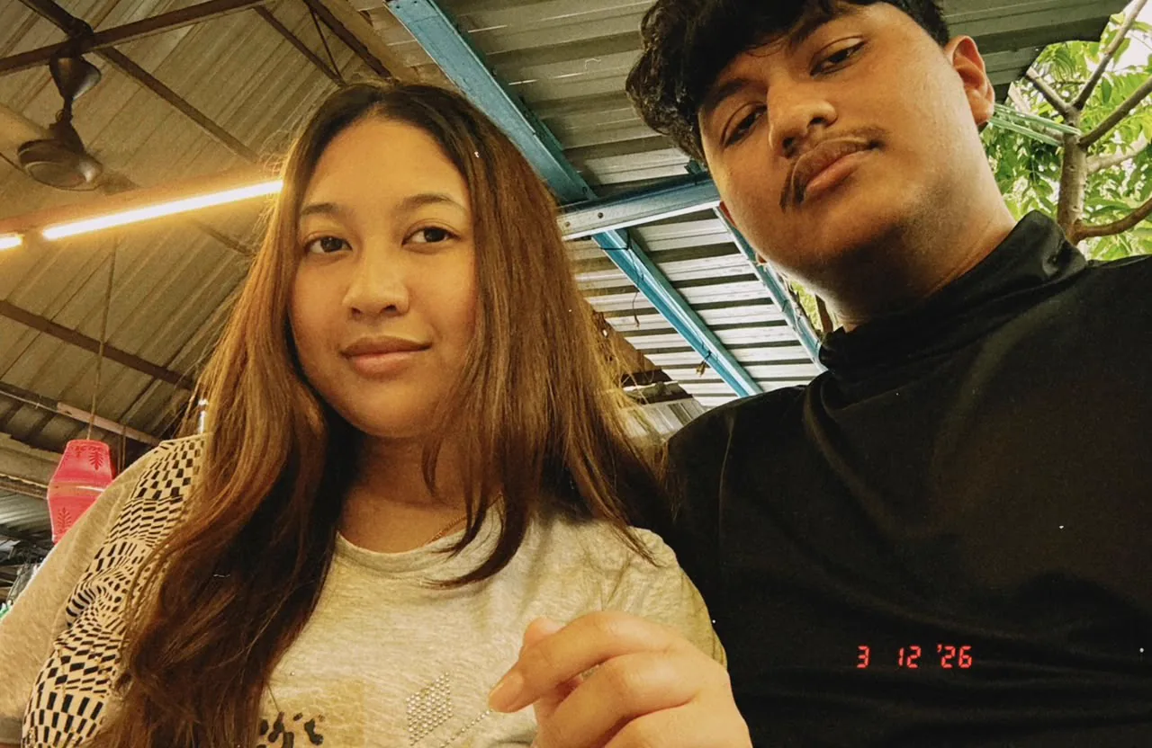 The two of you together at a food stall